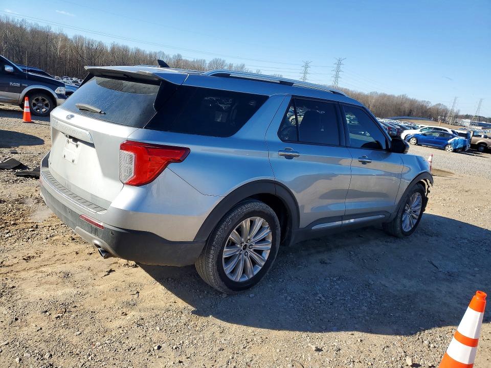 Photo 3 from auction – 2023 FORD EXPLORER with VIN 1FMSK7FH9PGA90416