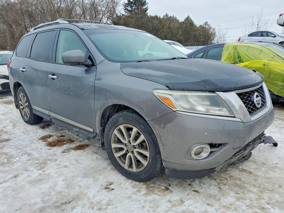 Photo 4 from auction – 2015 NISSAN PATHFINDER with VIN 5N1AR2MM9FC630573