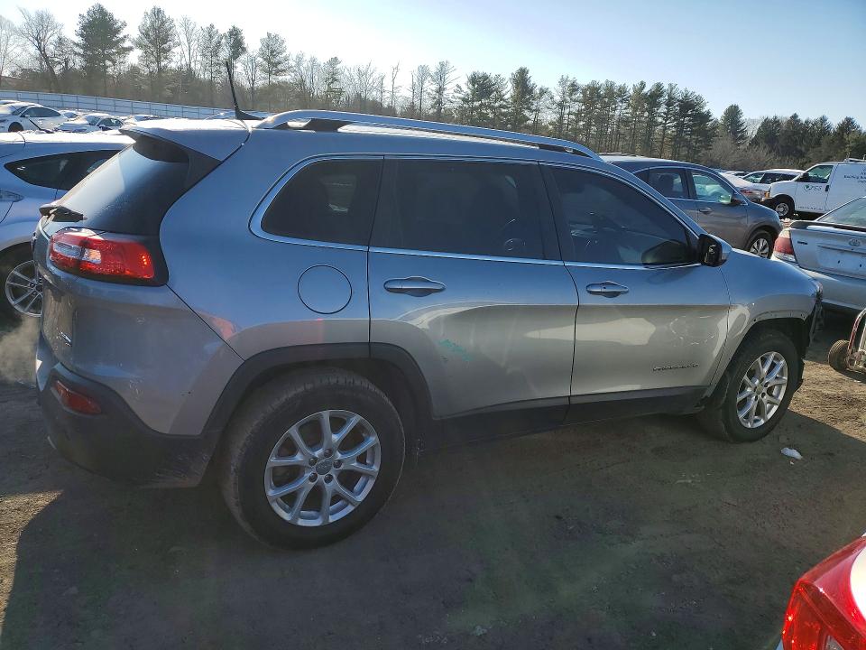 Photo 3 from auction – 2016 JEEP CHEROKEE with VIN 1C4PJMCB0GW134532