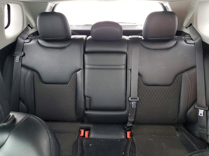Photo 10 from auction – 2018 JEEP COMPASS with VIN 3C4NJDBB6JT100181