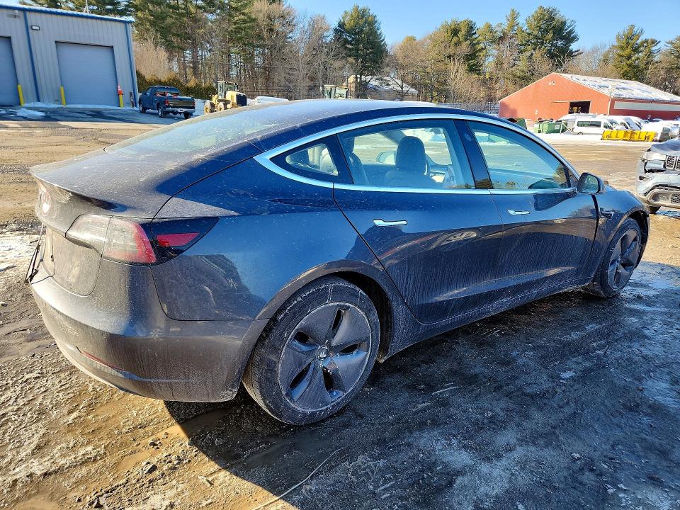 Photo 3 from auction – 2018 TESLA MODEL 3 with VIN 5YJ3E1EB0JF066646