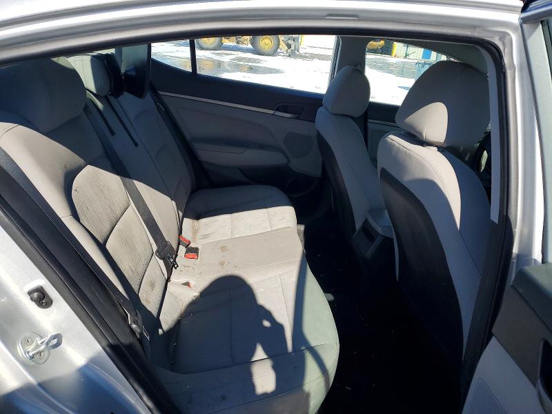 Photo 10 from auction – 2017 HYUNDAI ELANTRA with VIN 5NPD74LF0HH145865