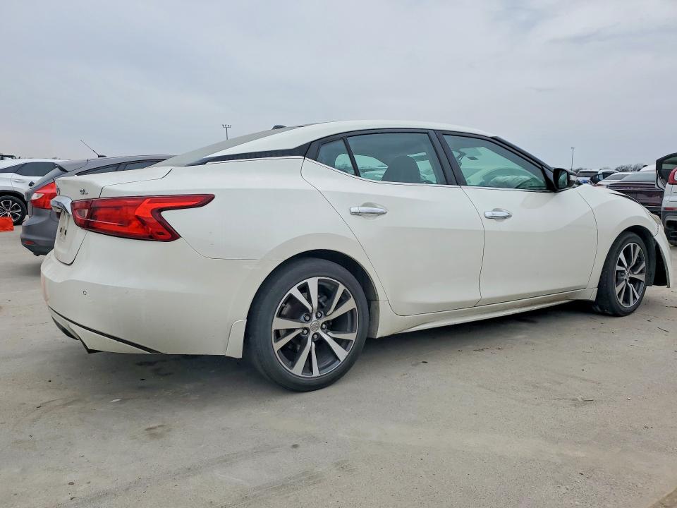 Photo 3 from auction – 2016 NISSAN MAXIMA 3.5 with VIN 1N4AA6AP7GC447889