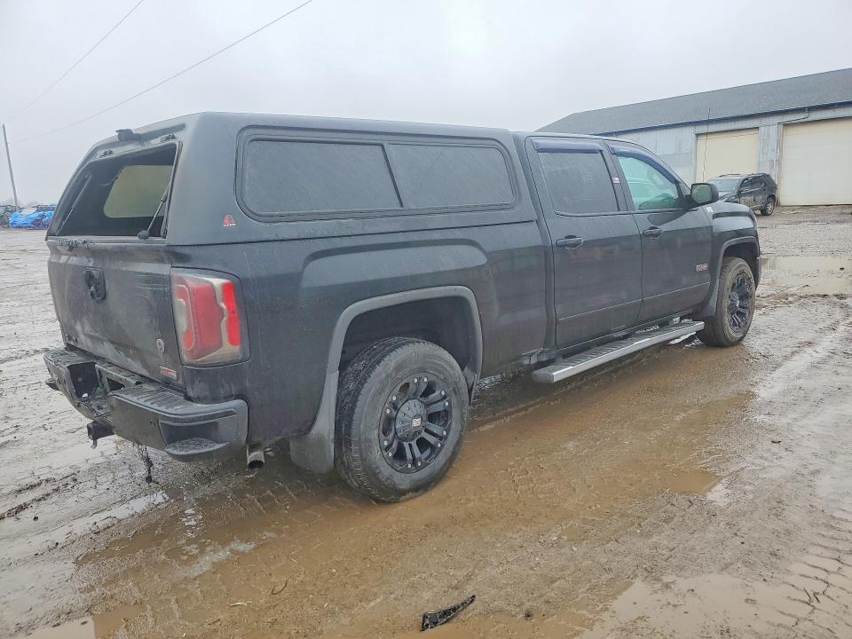 Photo 3 from auction – 2018 GMC SIERRA with VIN 3GTU2NEC8JG329411