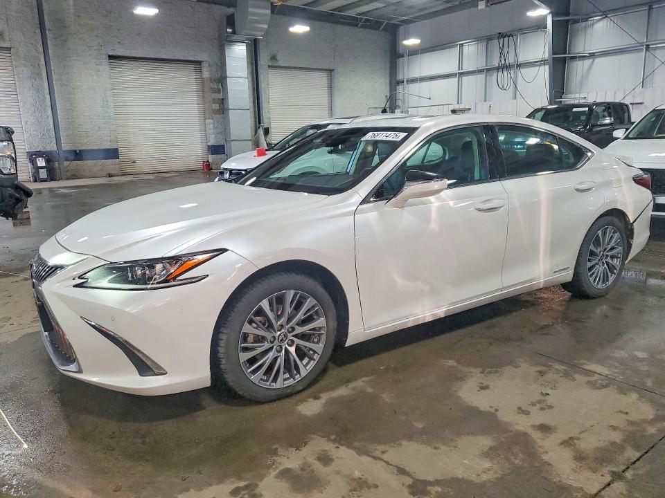 LEXUS ES 2020 with VIN 58AD21B19LU007828 - Photo from auction