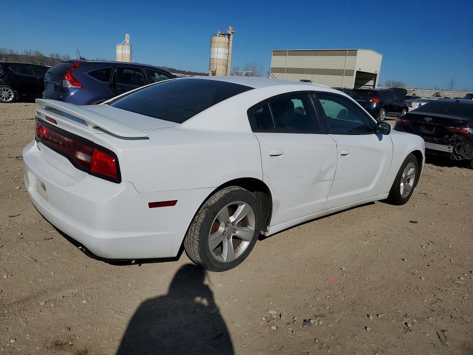 Photo 3 from auction – 2014 DODGE CHARGER with VIN 2C3CDXBG4EH135235