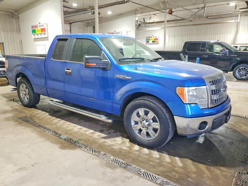 صورة رقم 4 من المزاد - 2012 FORD F150 SUPER مع VIN 1FTFX1CF0CFC47354