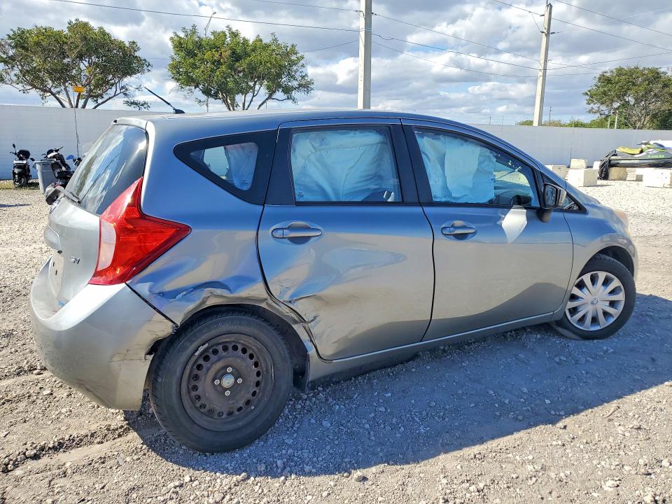 Photo 3 from auction – 2015 NISSAN VERSA NOTE with VIN 3N1CE2CP6FL422758