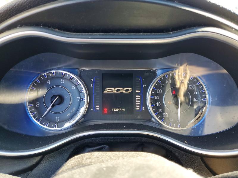 Photo 9 from auction – 2015 CHRYSLER 200 with VIN 1C3CCCAB2FN717201
