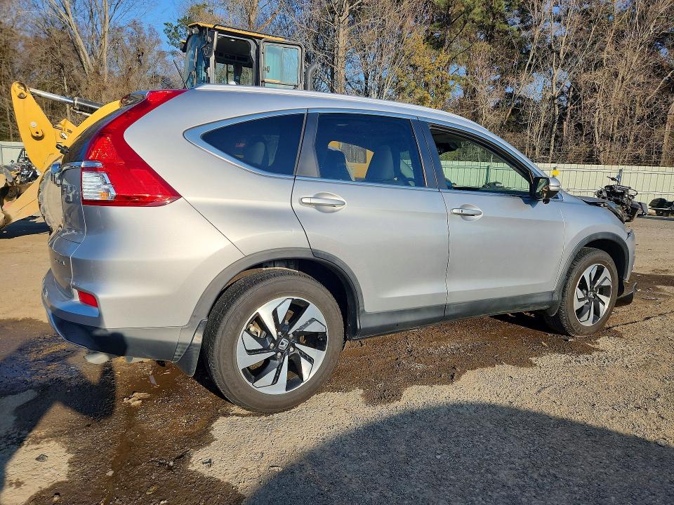 Photo 3 from auction – 2016 HONDA CR-V TOURI with VIN 5J6RM3H93GL017717