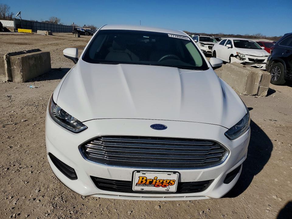 Photo 5 from auction – 2016 FORD FUSION with VIN 3FA6P0UU6GR241385
