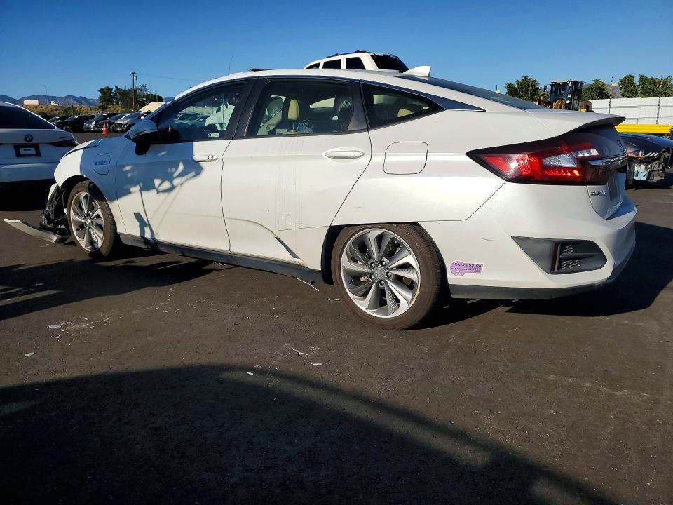 Photo 2 from auction – 2018 HONDA CLARITY with VIN JHMZC5F16JC020179