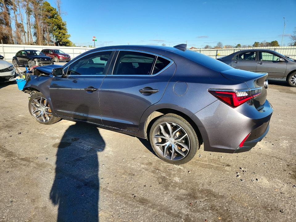 Photo 2 from auction – 2020 ACURA ILX with VIN 19UDE2F73LA004367
