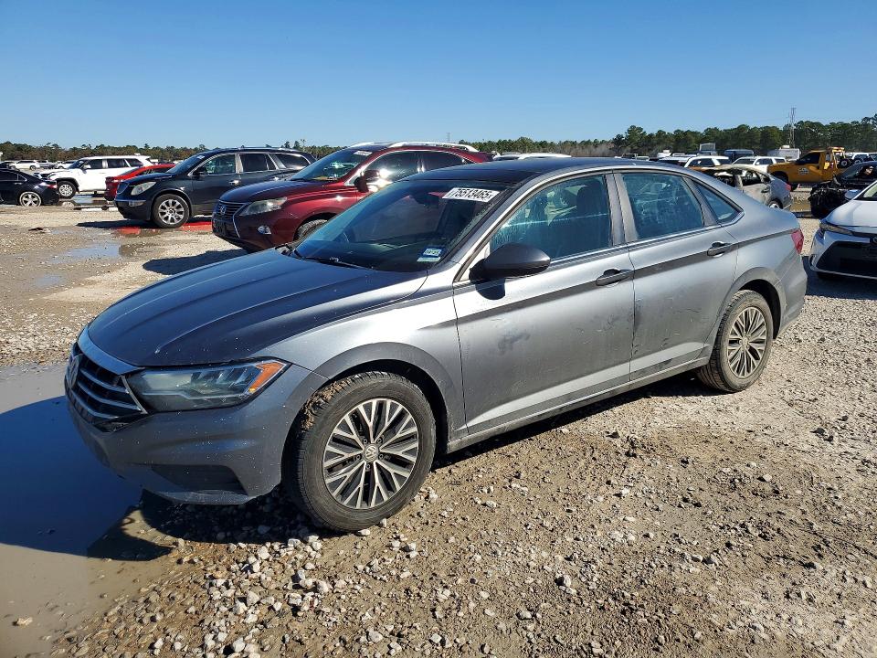 VOLKSWAGEN JETTA 2019 with VIN 3VWCB7BU0KM196969 - Photo from auction