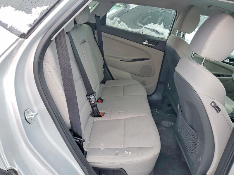 Photo 11 from auction – 2019 HYUNDAI TUCSON with VIN KM8J33A44KU069151