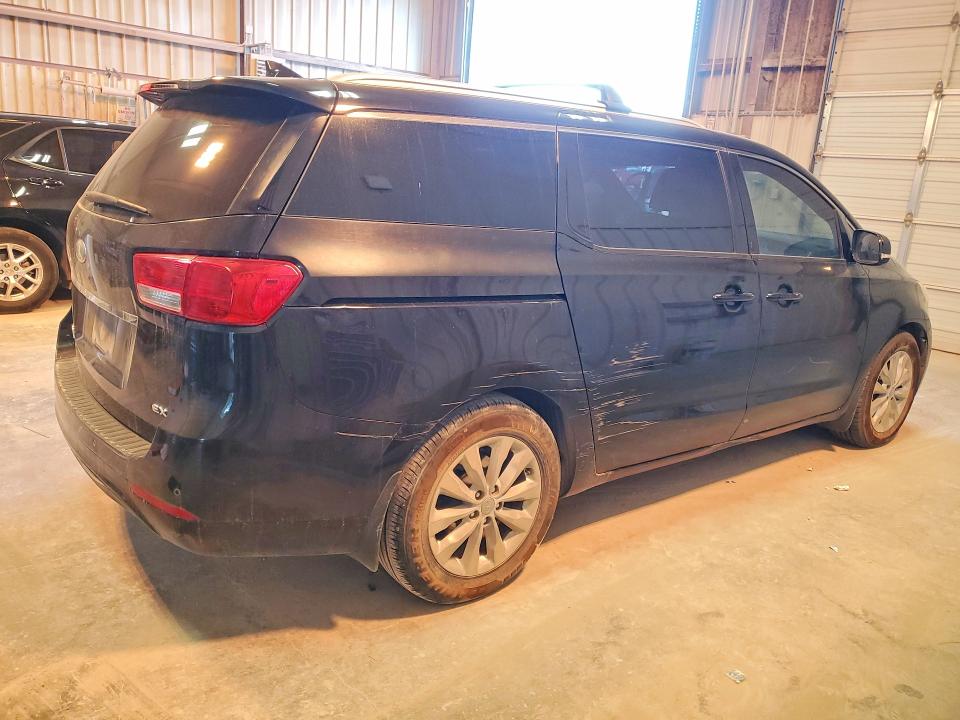 Photo 3 from auction – 2017 KIA SEDONA EX with VIN KNDMC5C15H6255469