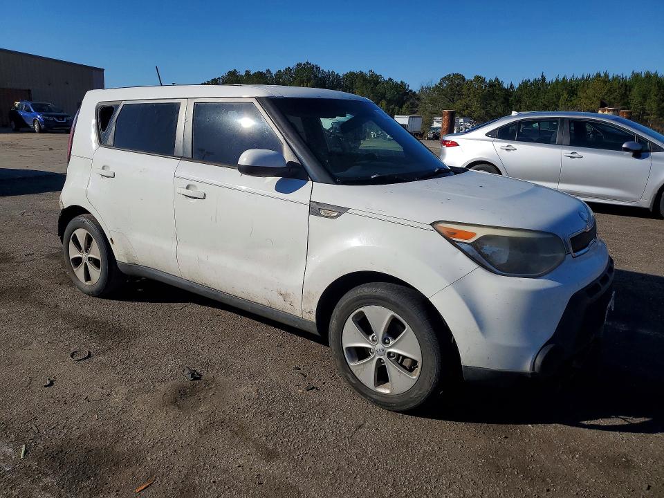 Photo 4 from auction – 2014 KIA SOUL with VIN KNDJN2A20E7053734
