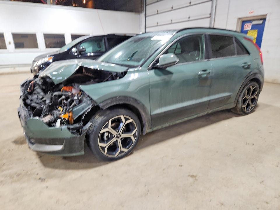 KIA NIRO 2023 with VIN KNDCR3LE9P5038447 - Photo from auction