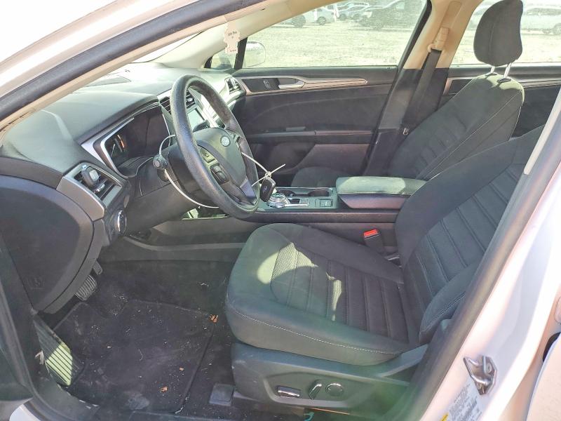 Photo 7 from auction – 2020 FORD FUSION with VIN 3FA6P0LU5LR126451