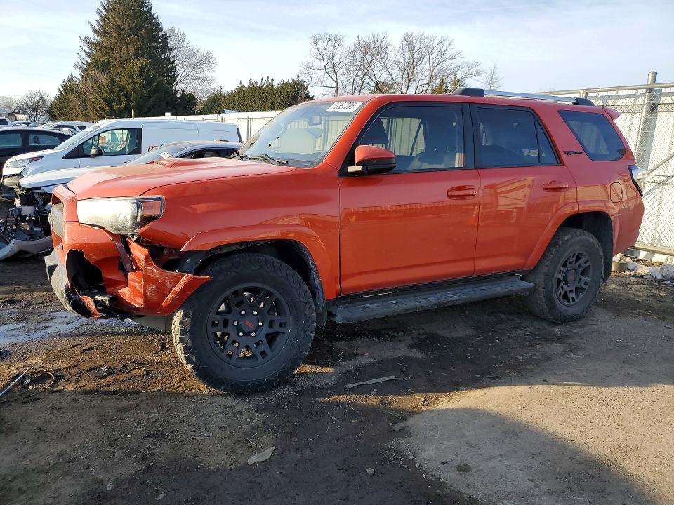 TOYOTA 4RUNNER 2015 with VIN JTEBU5JR2F5262052 - Photo from auction