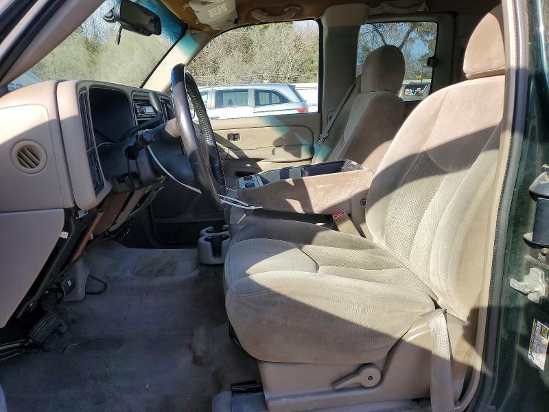 Photo 7 from auction – 2004 CHEVROLET SILVERADO with VIN 2GCEC19T941236432