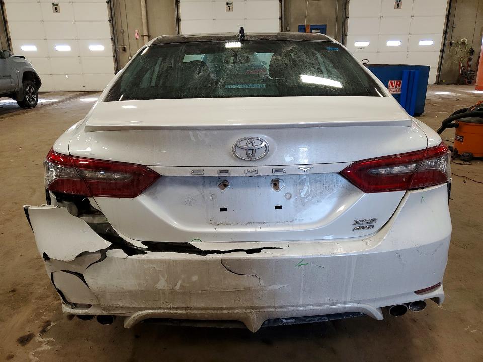 Photo 6 from auction – 2021 TOYOTA CAMRY XSE with VIN 4T1K61BK2MU033233