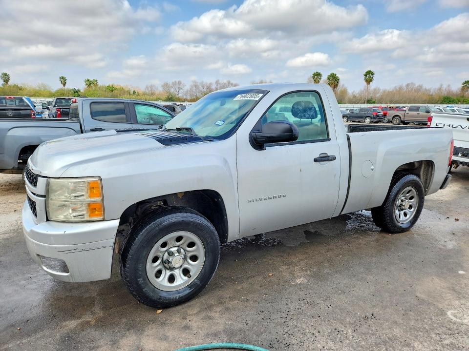 CHEVROLET SILVERADO 2010 with VIN 1GCPCPEX5AZ269550 - Photo from auction