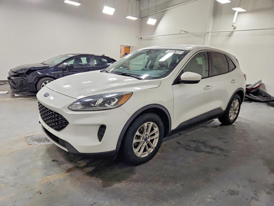 FORD ESCAPE 2020 with VIN 1FMCU0G65LUA38098 - Photo from auction