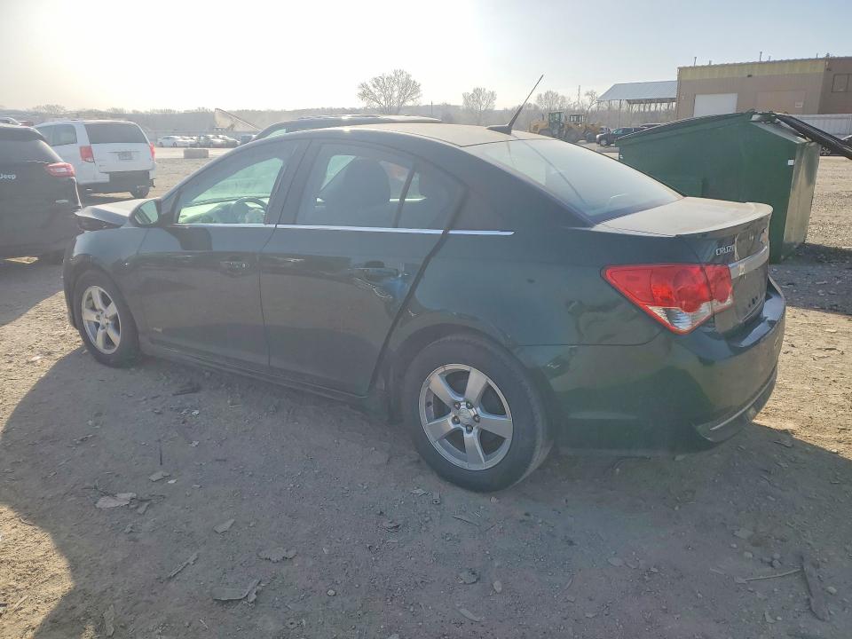 Photo 2 from auction – 2014 CHEVROLET CRUZE with VIN 1G1PC5SB4E7176462