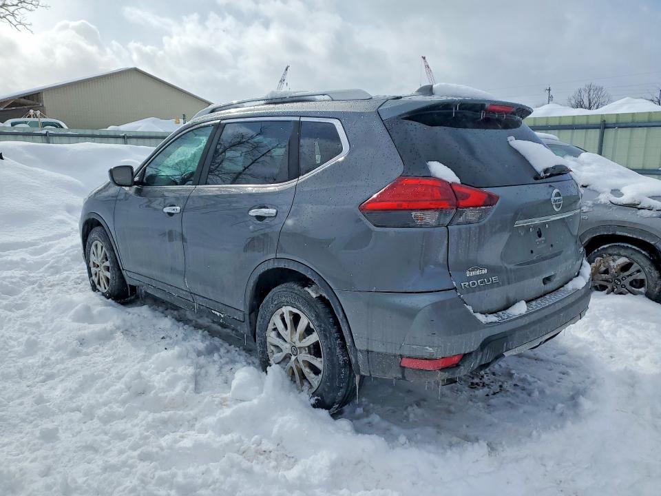 Photo 2 from auction – 2017 NISSAN ROGUE SV with VIN 5N1AT2MV9HC731674