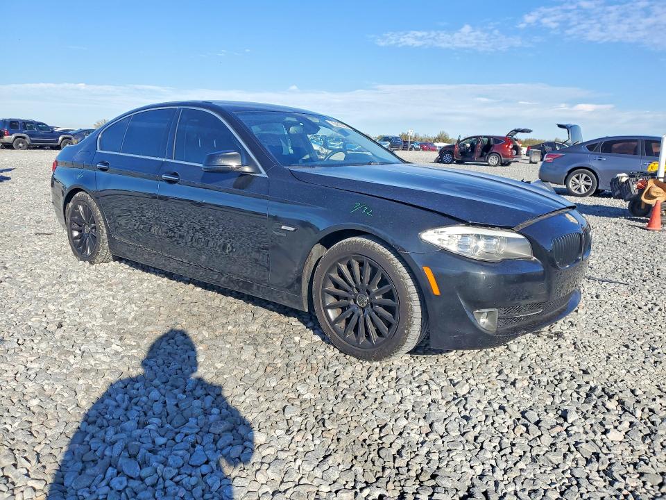 Photo 4 from auction – 2011 BMW 535 XI with VIN WBAFU7C52BC780824