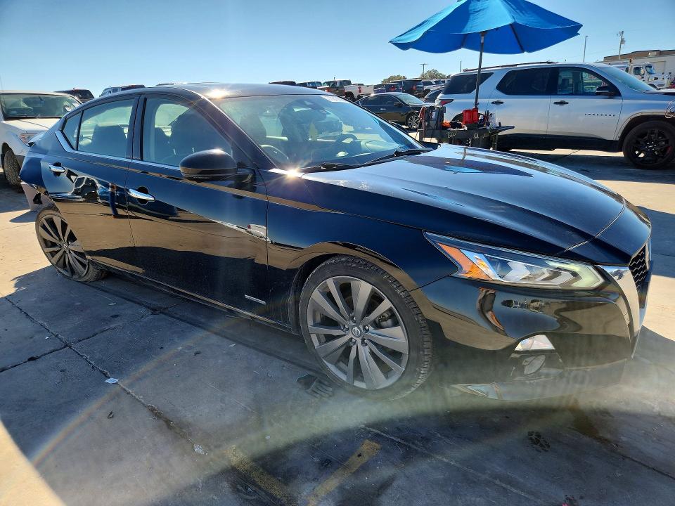 Photo 4 from auction – 2019 NISS ALTIMA with VIN 1N4AL4FV8KC101042