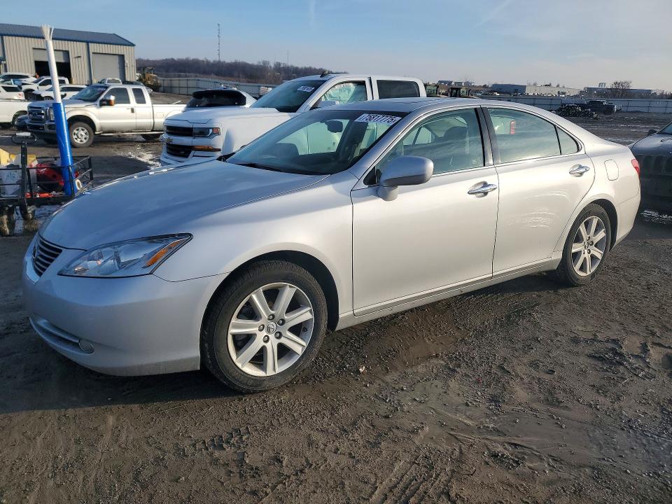 LEXUS ES 2007 with VIN JTHBJ46G072029156 - Photo from auction