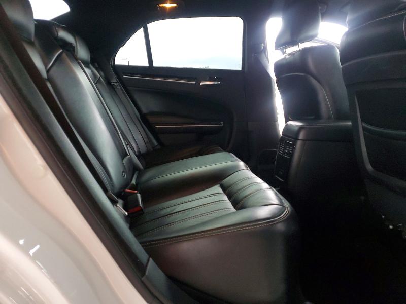 Photo 10 from auction – 2019 CHRYSLER 300 with VIN 2C3CCABG4KH601113