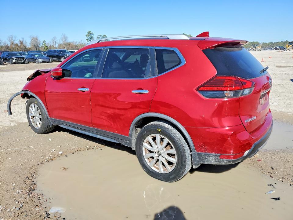 Photo 2 from auction – 2017 NISSAN ROGUE with VIN JN8AT2MTXHW399296