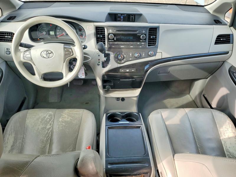 Photo 8 from auction – 2011 TOYOTA SIENNA with VIN 5TDKK3DC6BS081434