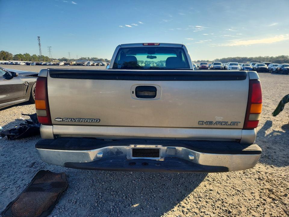Photo 6 from auction – 2000 CHEVROLET SILVERADO with VIN 1GCEC14T8YE276836