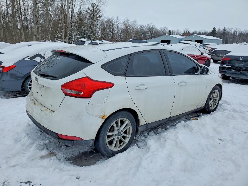 Photo 3 from auction – 2015 FORD FOCUS with VIN 1FADP3K2XFL265373