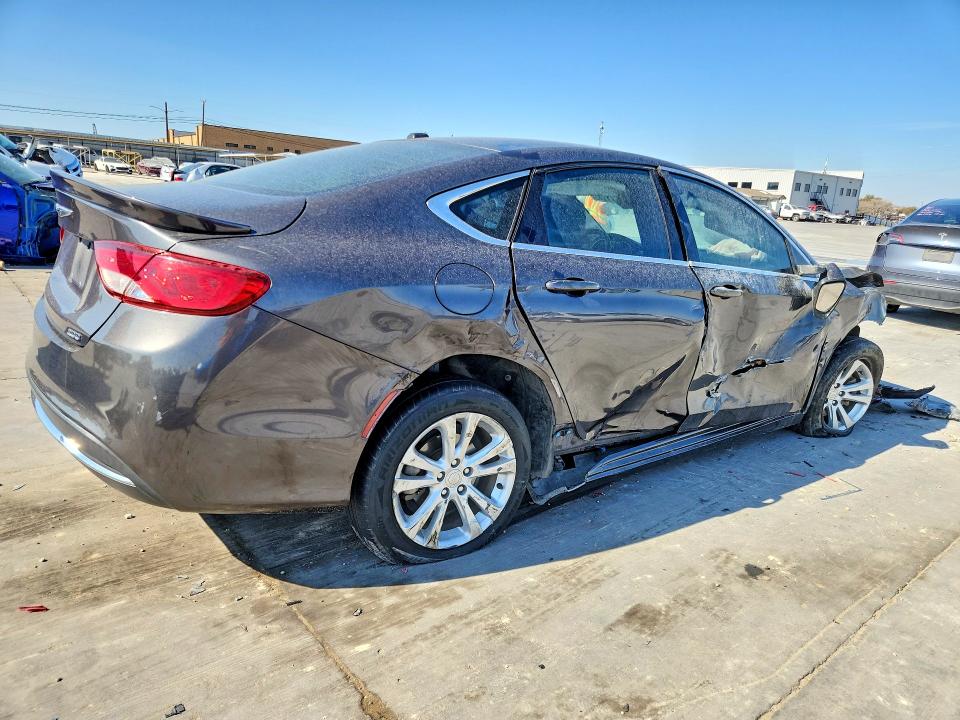 Photo 3 from auction – 2016 CHRYSLER 200 LIMITE with VIN 1C3CCCAB9GN112075