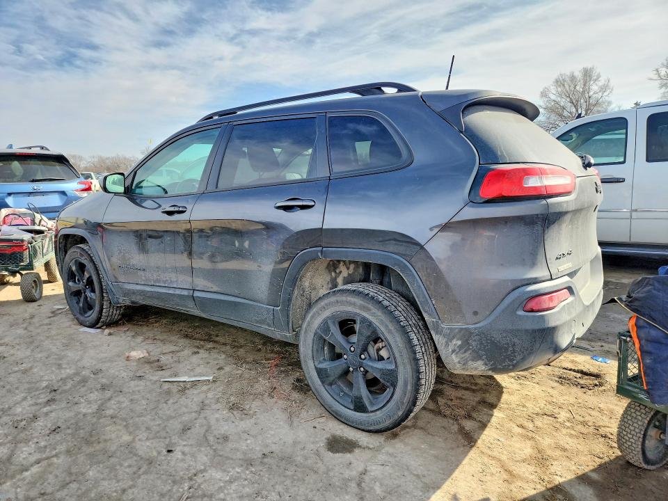 Photo 2 from auction – 2016 JEEP CHEROKEE with VIN 1C4PJMCB1GW112345