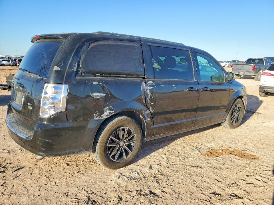 Photo 3 from auction – 2018 DODGE GRAND CARAVAN with VIN 2C4RDGEGXJR241176