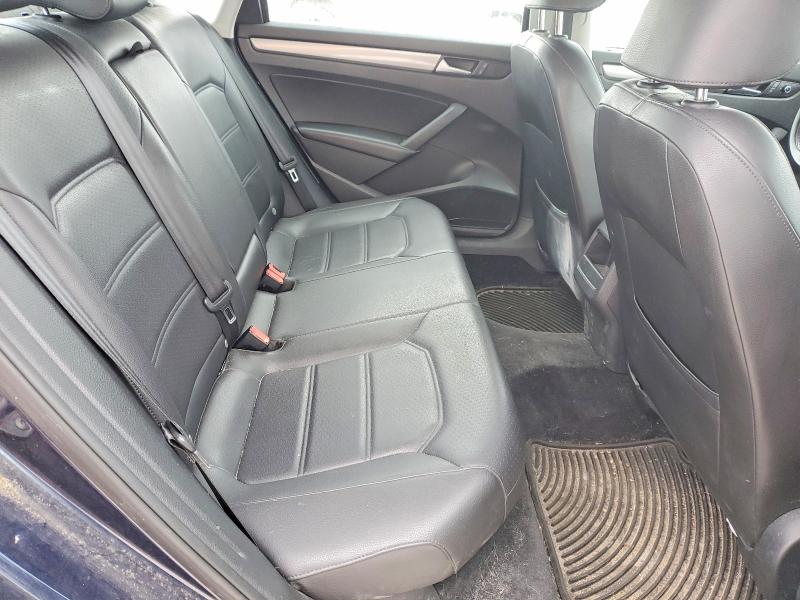 Photo 10 from auction – 2014 VOLKSWAGEN PASSAT with VIN 1VWAT7A39EC092676