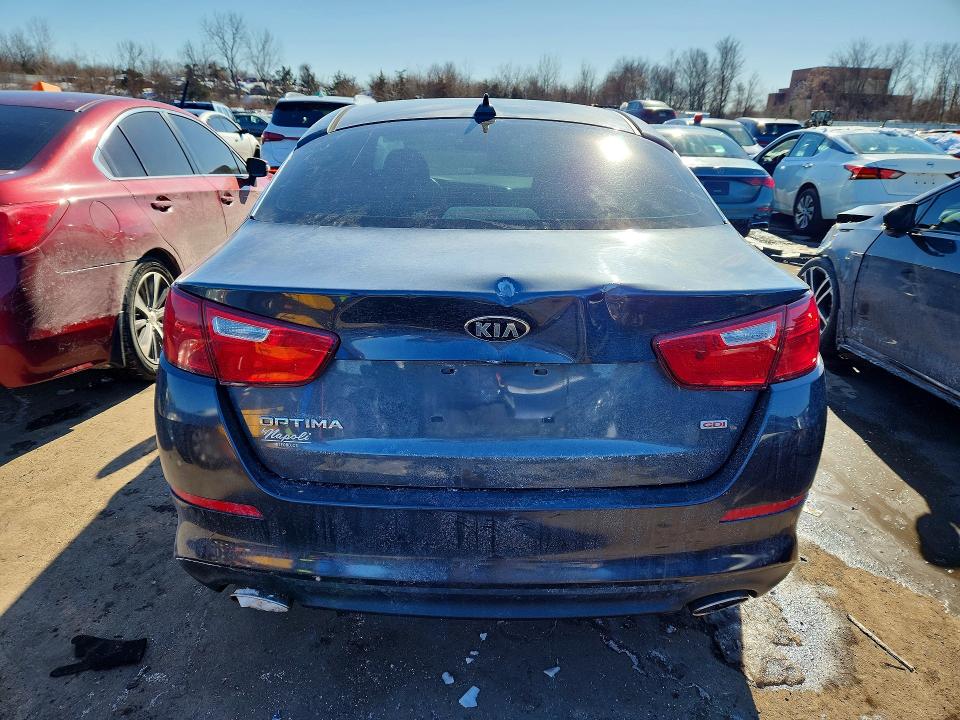 Photo 6 from auction – 2015 KIA OPTIMA LX with VIN KNAGM4A73F5625880