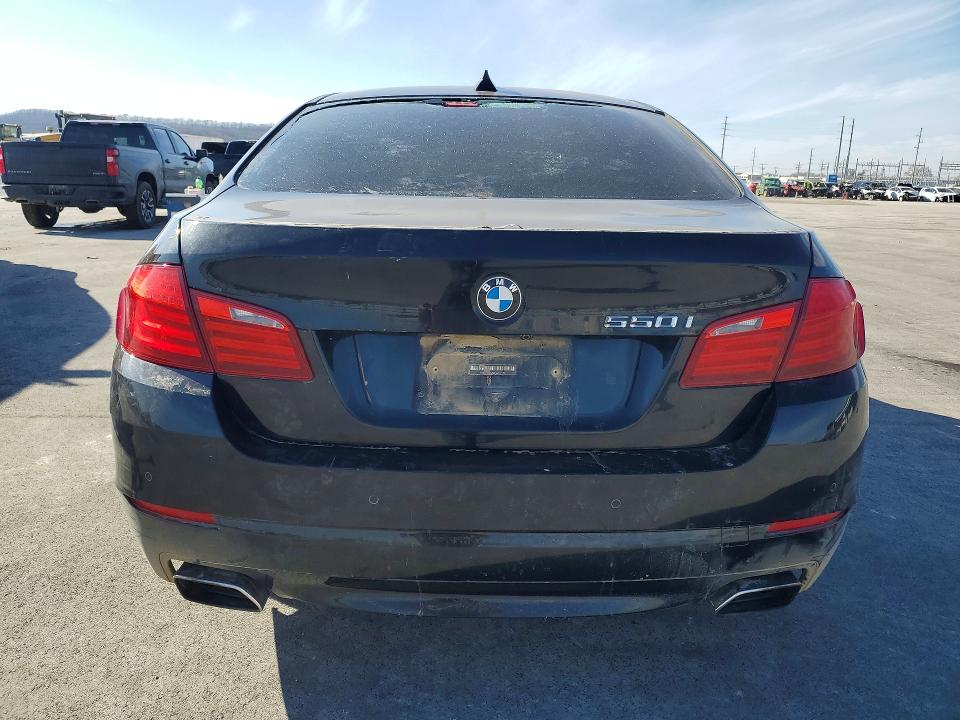 Photo 6 from auction – 2011 BMW 550 with VIN WBAFR9C52BC270972