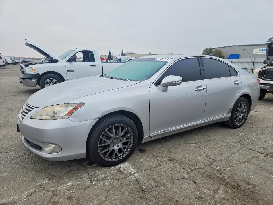 LEXUS ES 2011 with VIN JTHBK1EGXB2433202 - Photo from auction