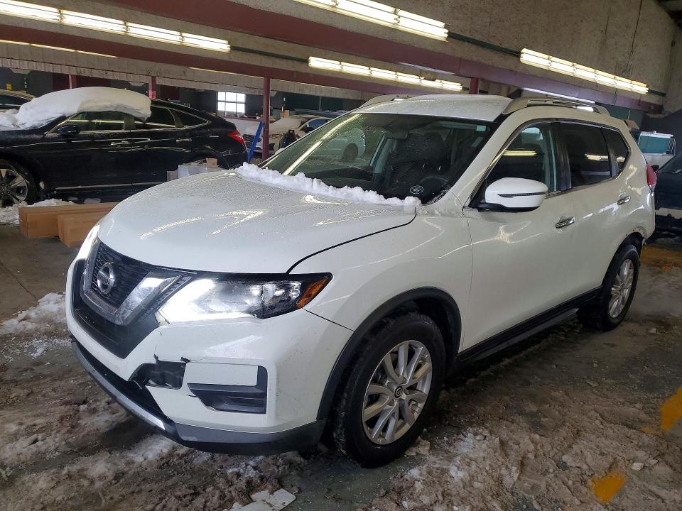 NISSAN ROGUE S 2017 with VIN KNMAT2MT7HP548401 - Photo from auction