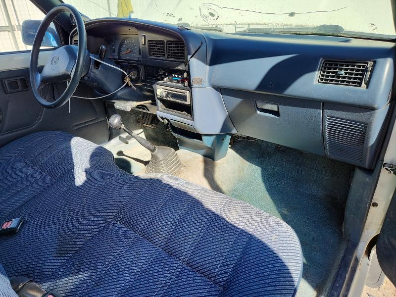 Photo 8 from auction – 1993 TOYOTA PICKUP with VIN 4TARN81A5PZ084705