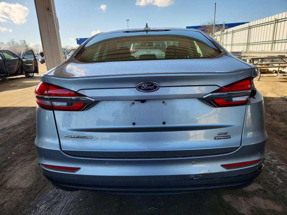 Photo 6 from auction – 2020 FORD FUSION with VIN 3FA6P0LU5LR186343