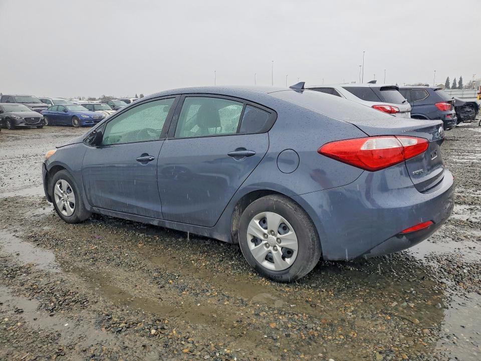 Photo 2 from auction – 2014 KIA FORTE with VIN KNAFK4A67E5068186