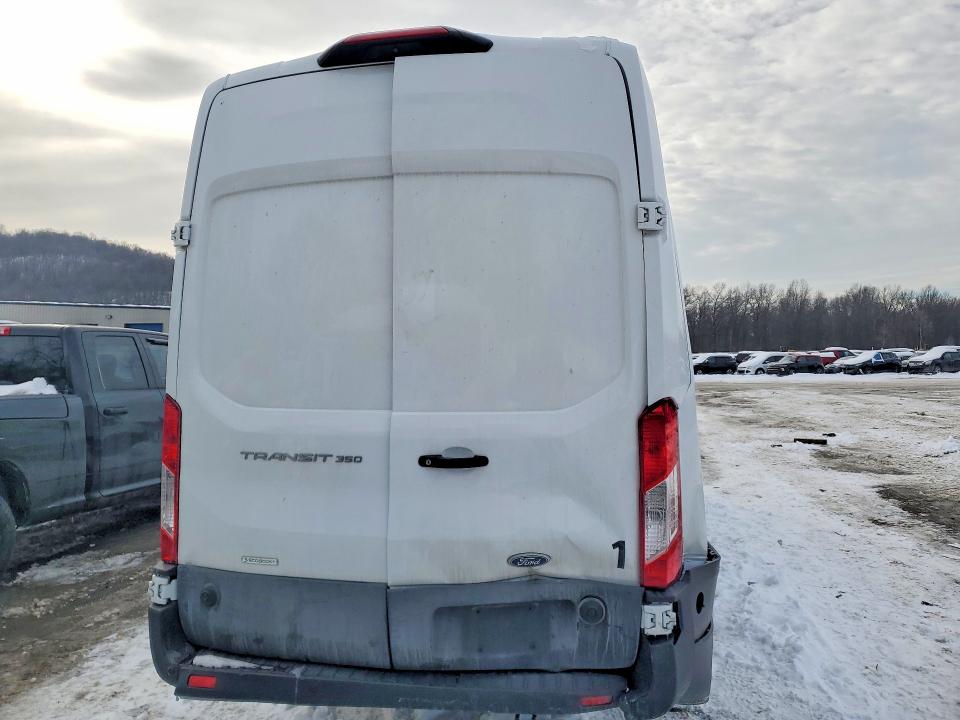 Photo 6 from auction – 2024 FORD TRANSIT T- with VIN 1FTBW3XG5RKB53289